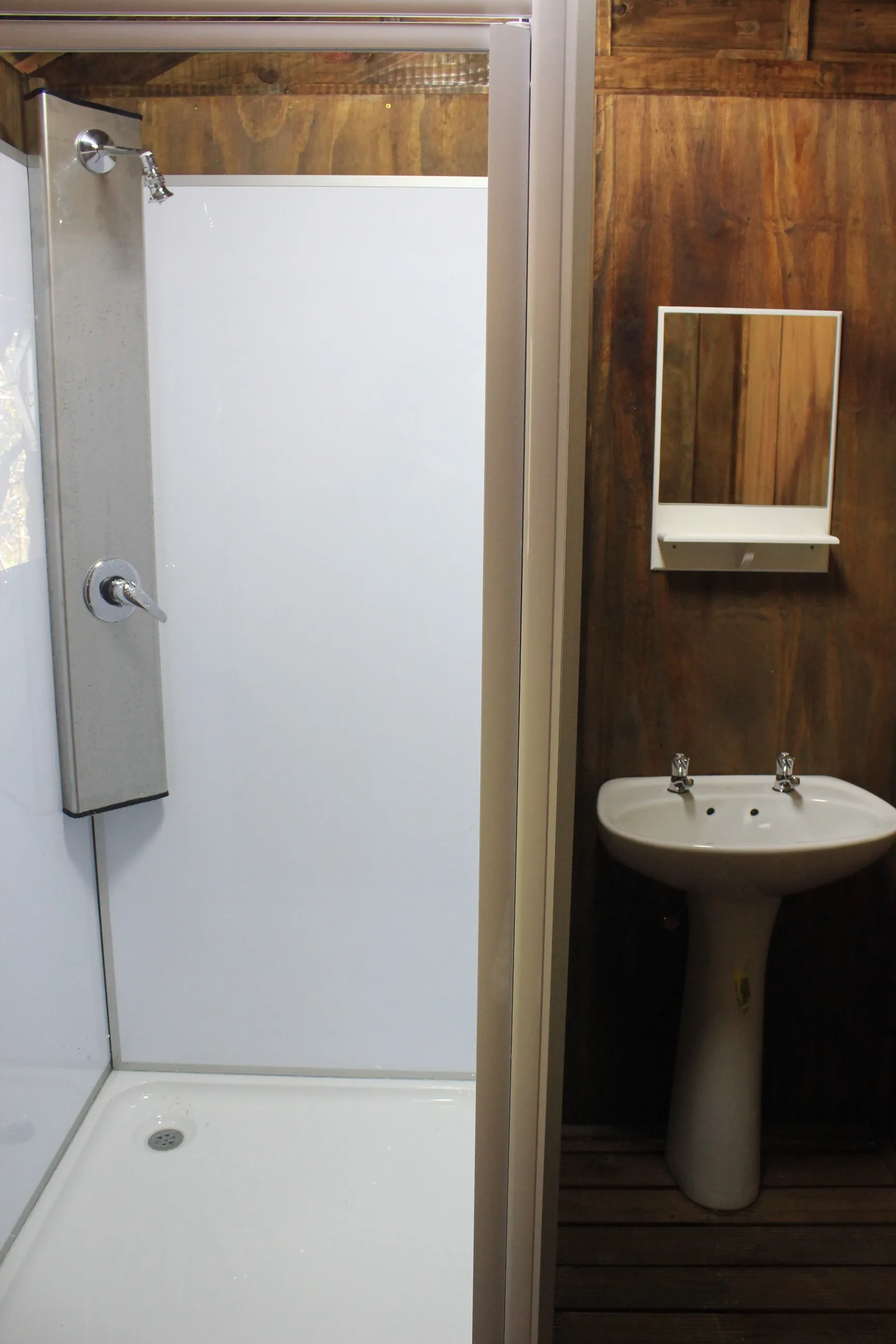 Unisex ablution block